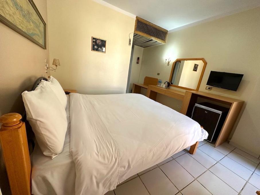 Gaddis Hotel, Suites And Apartments Luksor Dış mekan fotoğraf