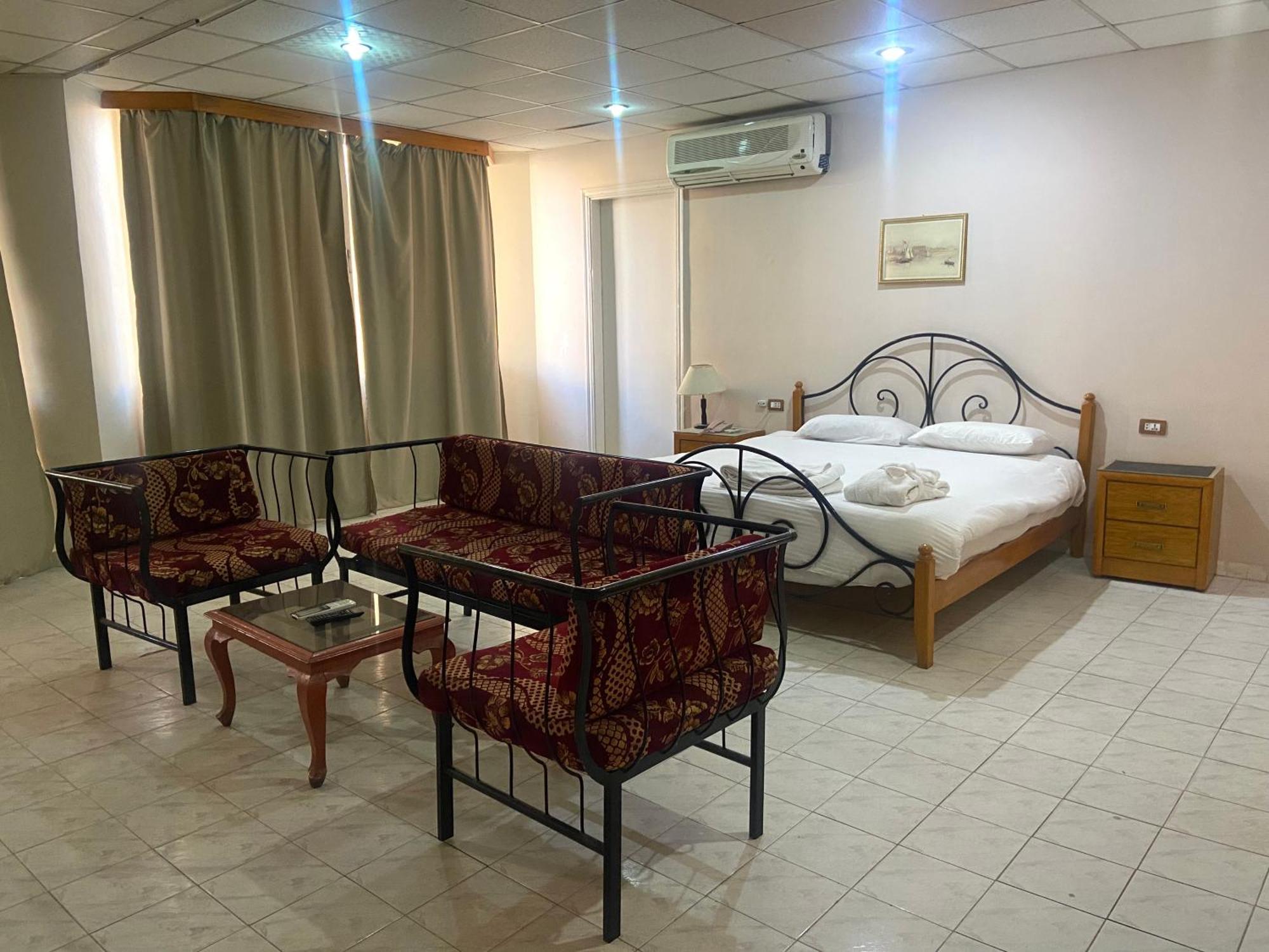 Gaddis Hotel, Suites And Apartments Luksor Dış mekan fotoğraf